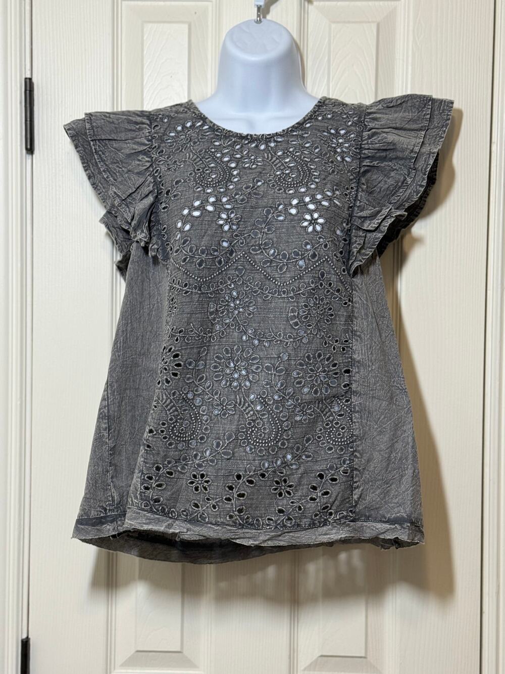 Bohera Gray Eyelet Flutter Sleeve Blouse M NWT Boho Cottagecore Lace Top